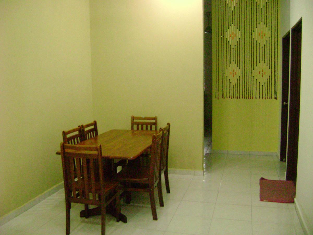 Homestay Amsyarah Seri Iskandar Bagian luar foto