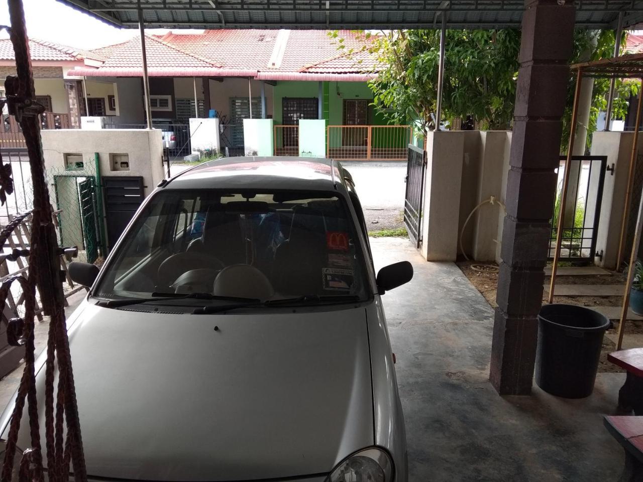 Homestay Amsyarah Seri Iskandar Bagian luar foto